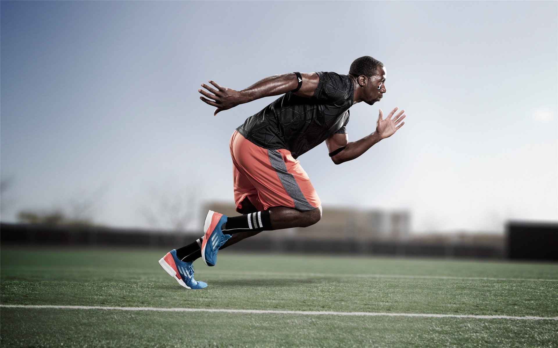 巴雷特：凭借精确的传球和灵活的突破成为全黑队的攻击核心，巴雷特集锦