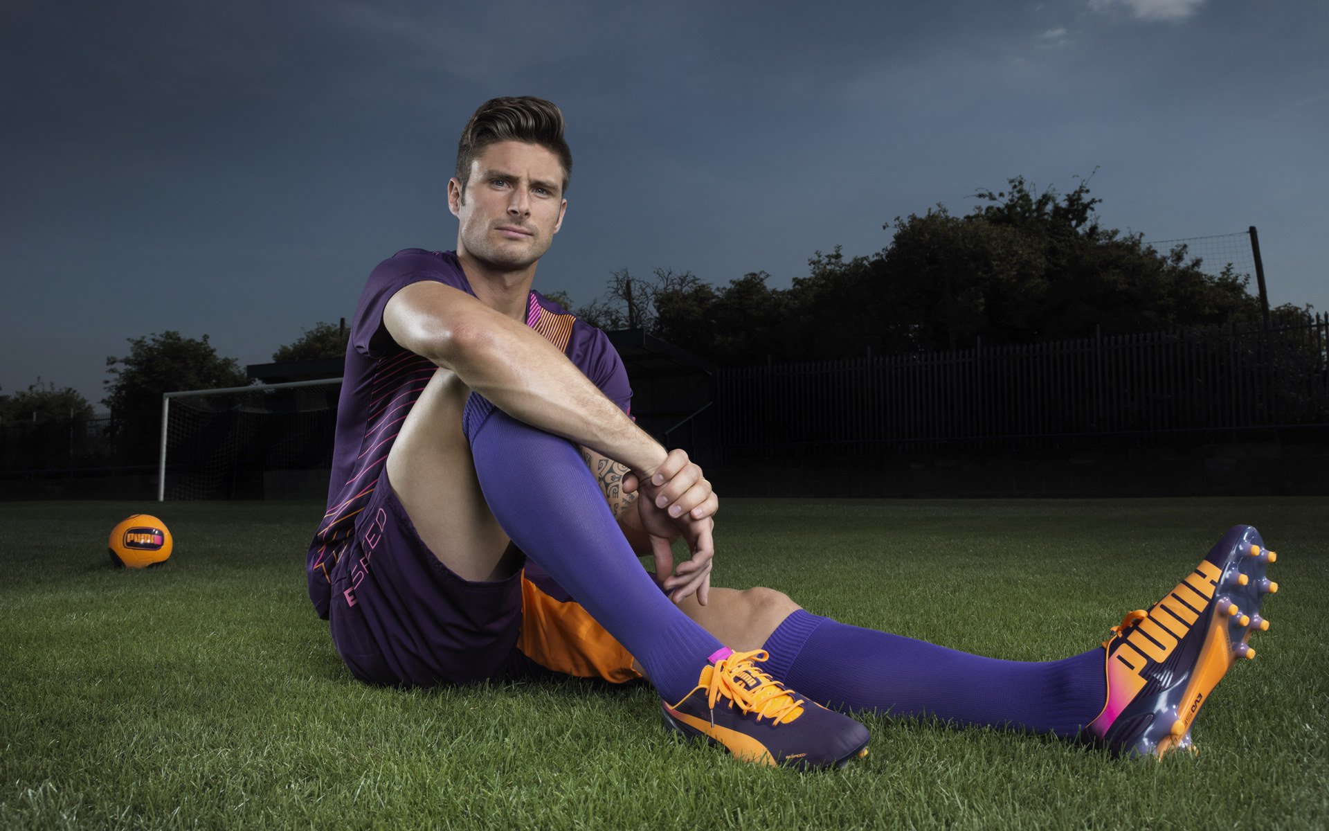 掘金球员开设视频日志记录训练日常,2021掘金球员合同