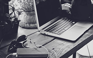 开云kaiyun-【战术揭秘】马克·塞尔比：防守宽度与深度结合的绝技，马克塞尔比历史地位